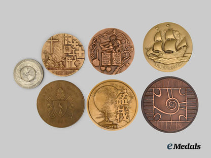 international._a_lot_of_assorted_table_medals___m_n_c3987