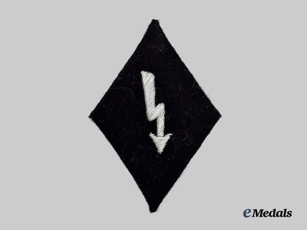 germany,_s_s._a_waffen-_s_s_signals_personnel_sleeve_insignia_for_officers___m_n_c3991