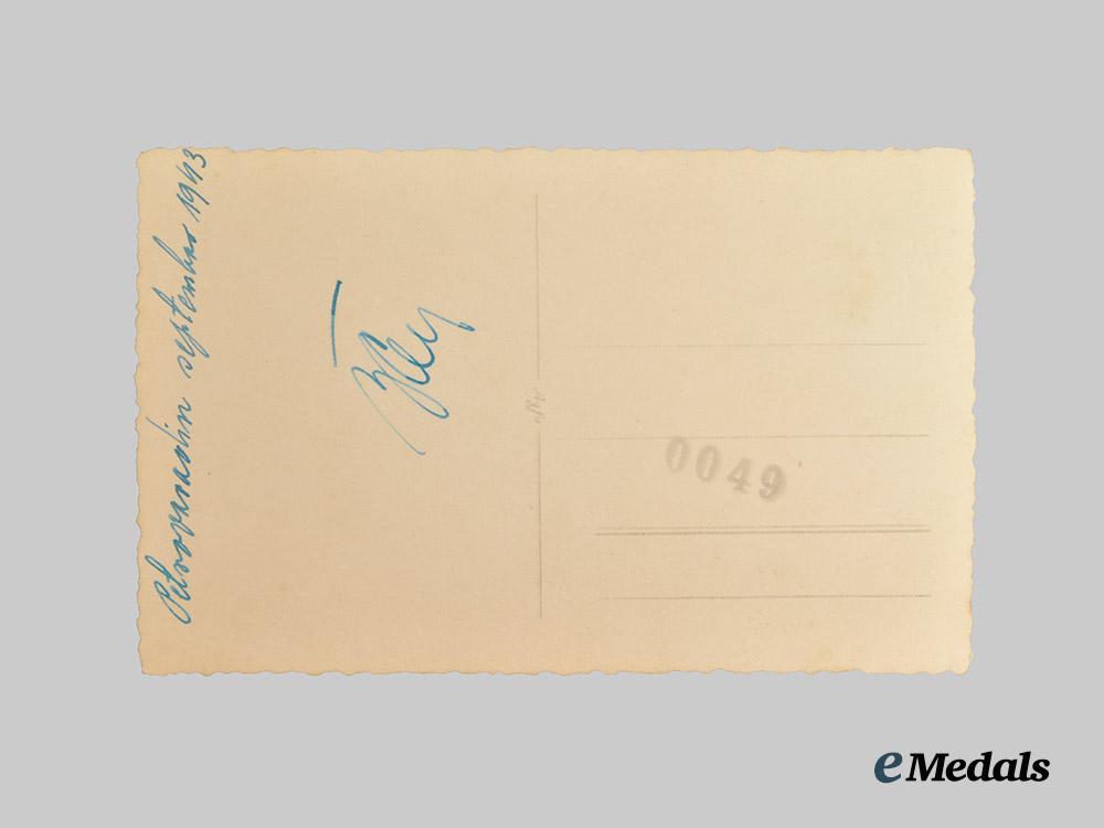 croatia,_independent_state._a_lot_of_six_photographs_of_croatian_air_force_personnel,_c.1941-45___m_n_c4012
