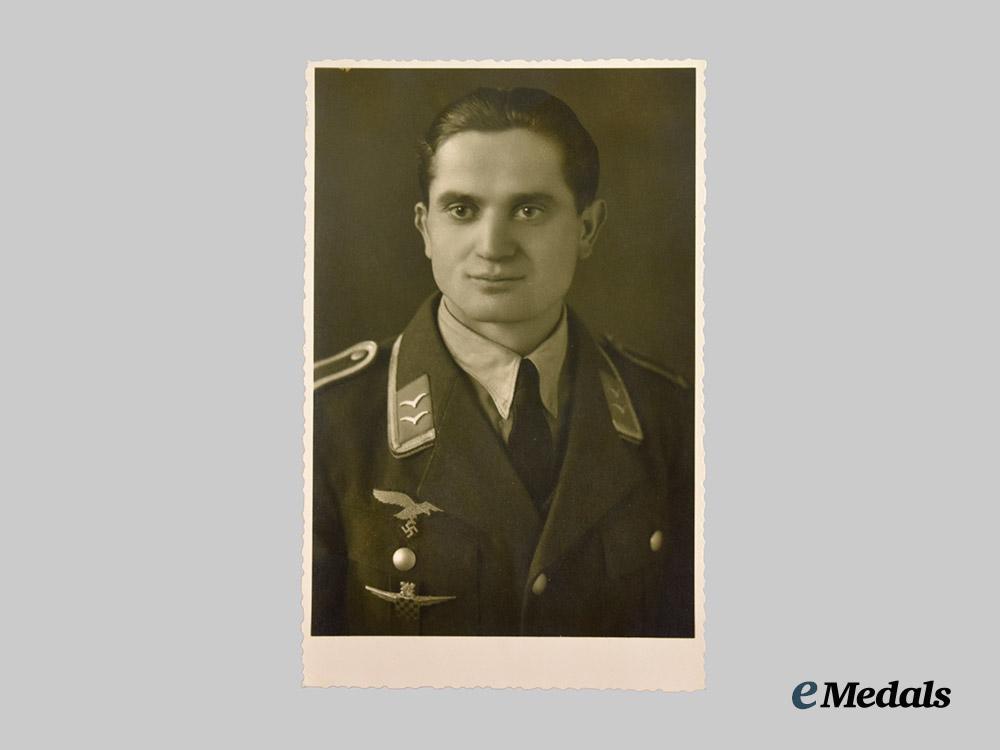 croatia,_independent_state._a_lot_of_four_photographs_of_croatian_military_troops,_c.1941-45___m_n_c4035