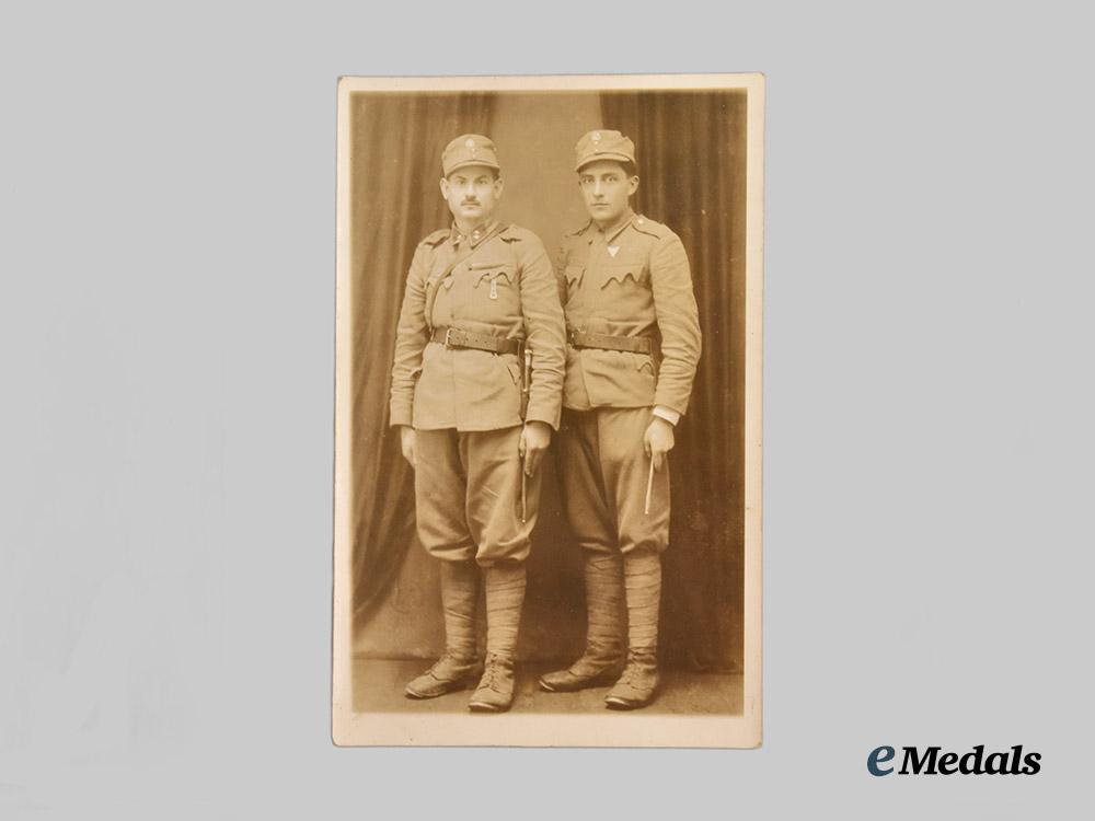 croatia,_independent_state._a_lot_of_eight_photographs_of_croatian_military_men,_c.1941-45___m_n_c4051