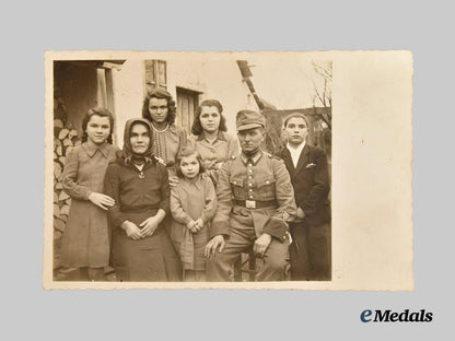 croatia,_independent_state._a_lot_of_six_croatian_photographs_and_postcards,_c.1941-45___m_n_c4065