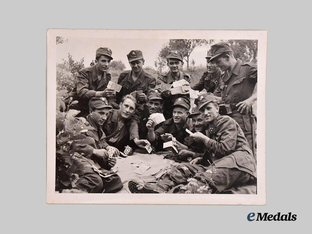 croatia,_independent_state._a_lot_of_six_croatian_photographs_and_postcards,_c.1941-45___m_n_c4070