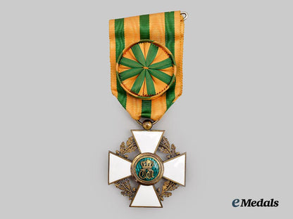 luxembourg._an_order_of_the_oaken_crown,_officer___m_n_c4075