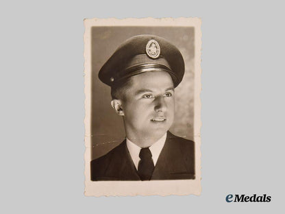 croatia,_independent_state._a_lot_of_seven_photographs_of_croatian_naval_personnel,_c.1941-45___m_n_c4089