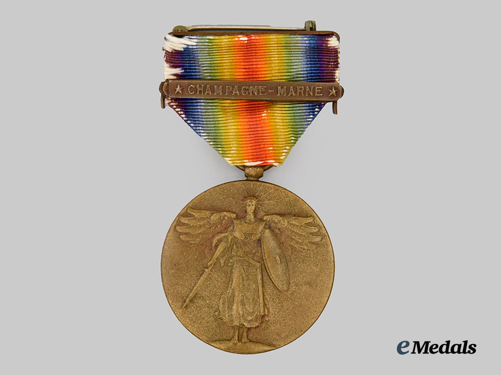 united_states._a_world_war_i_victory_medal_with_one_clasp___m_n_c4130