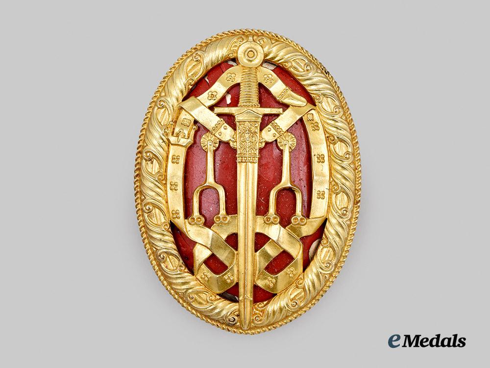 united_kingdom._a_knight_bachelor’s_badge,_with_case,_c.1929___m_n_c4143