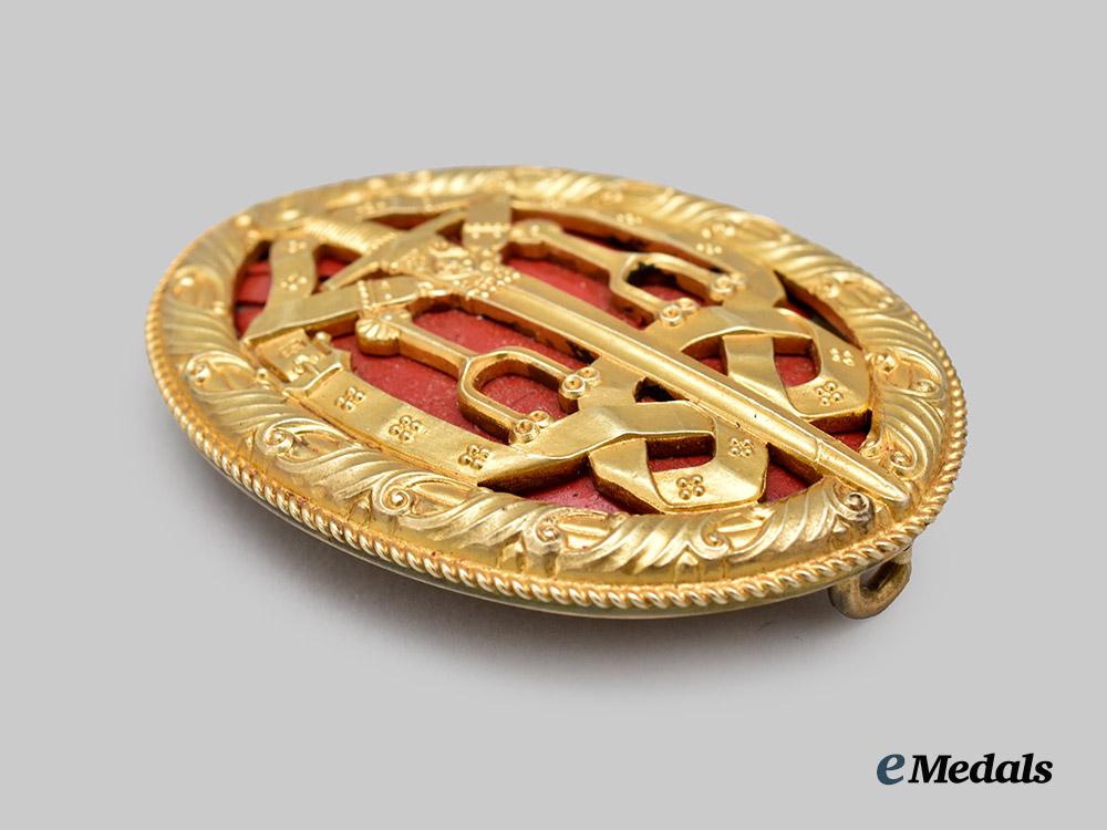 united_kingdom._a_knight_bachelor’s_badge,_with_case,_c.1929___m_n_c4144