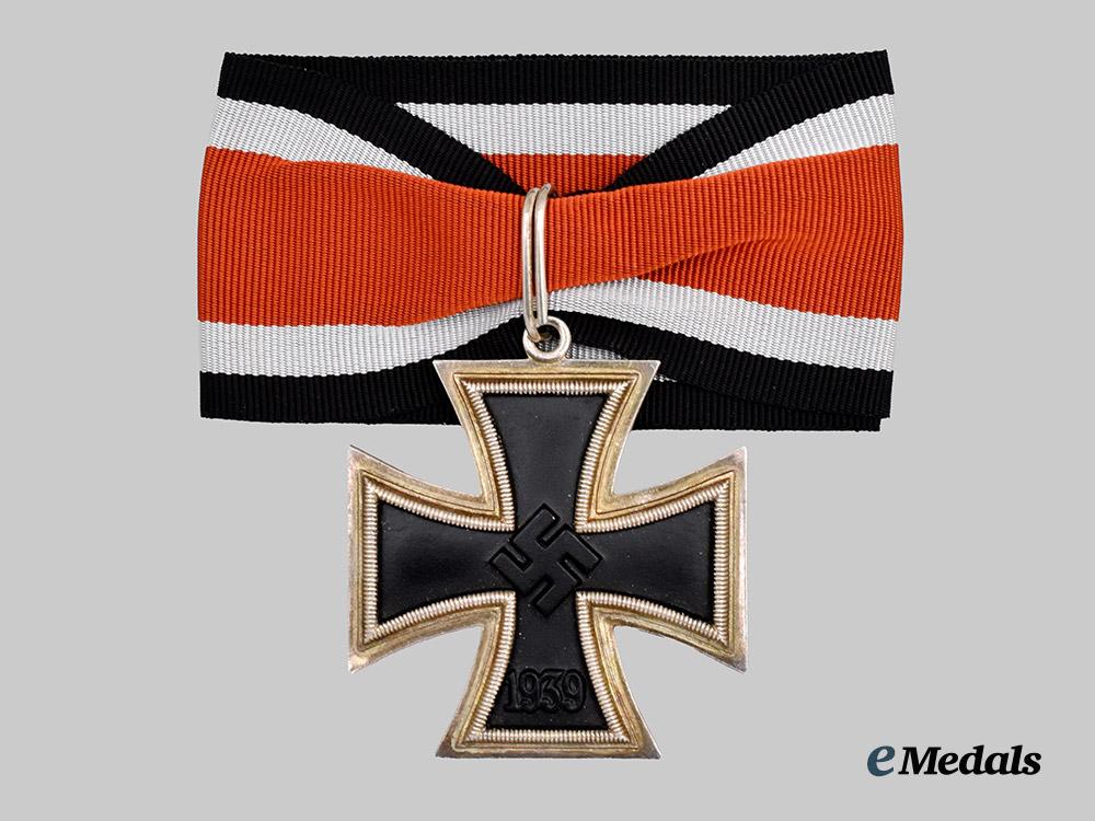 germany,_federal_republic._a_mint_knight’s_cross_of_the_iron_cross,_exhibition_example_by_rudolf_souval,_c.1960___m_n_c4160