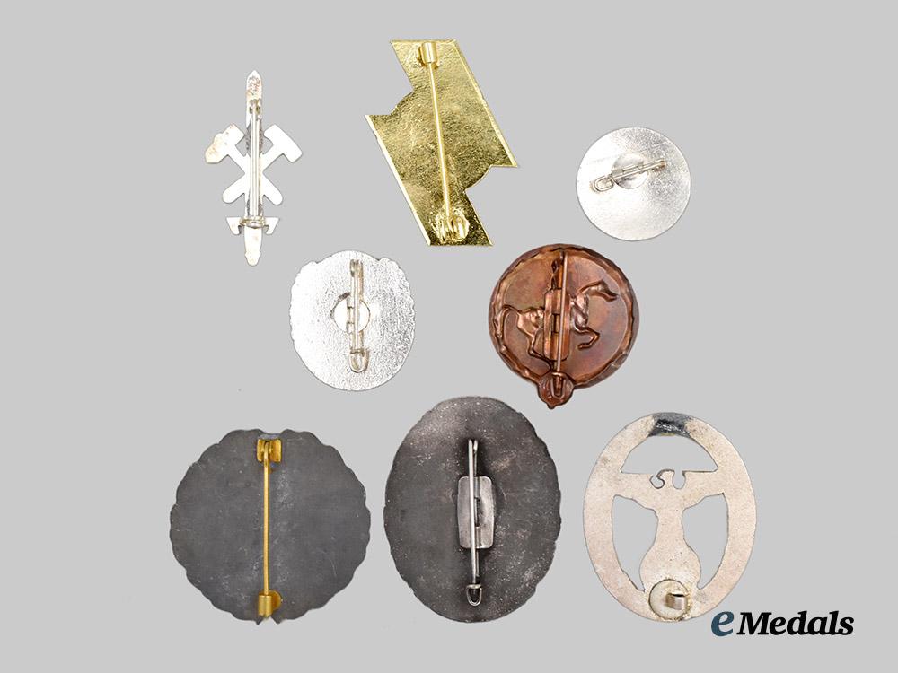 germany,_federal_republic._a_mixed_lot_of_badges_and_insignia,_exhibitions_example_by_rudolf_souval,_c.1980___m_n_c4182