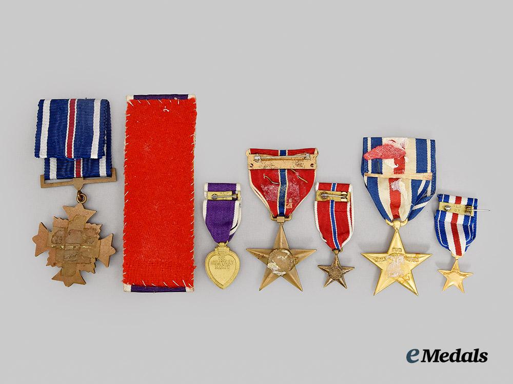 united_states._a_lot_of_cased_military_medals_with_miniatures,_ribbon_bars,_and_boutonnieres___m_n_c4223