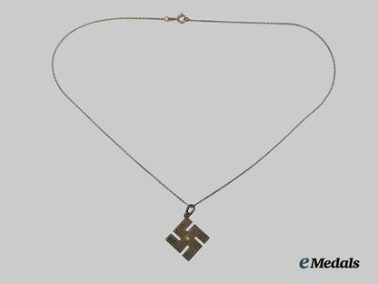 germany,_third_reich._a_germanic_folk_art_swastika_pendant_in_silver,_by_theodor_fahrner___m_n_c4223