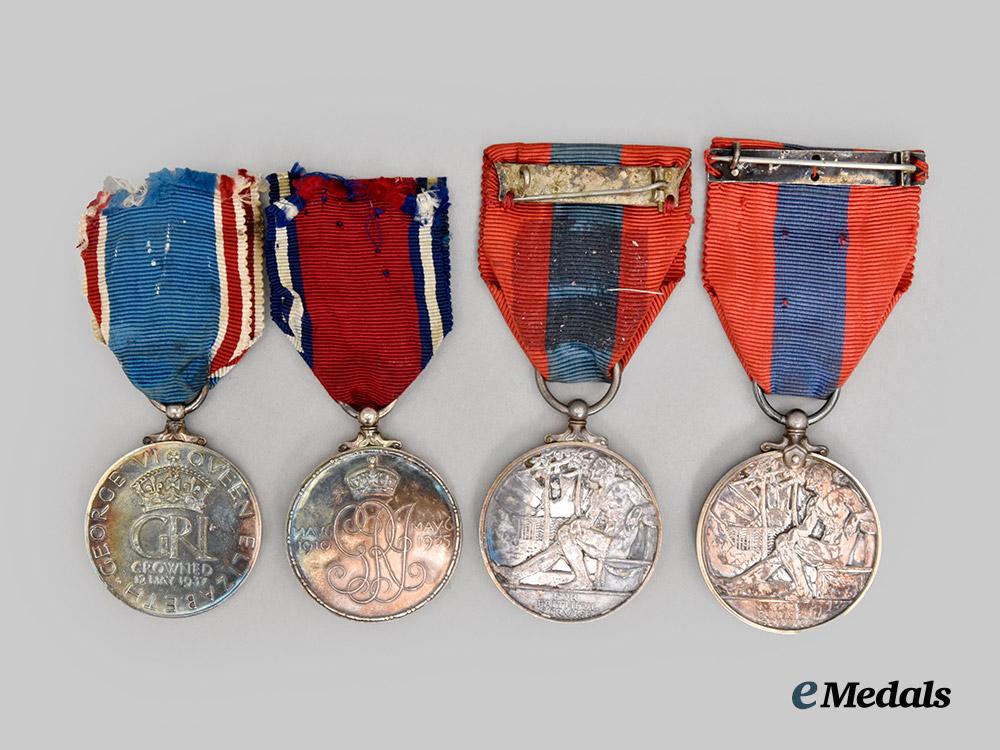 united_kingdom._a_lot_of_four_service_and_commemorative_medals_and_awards___m_n_c4241