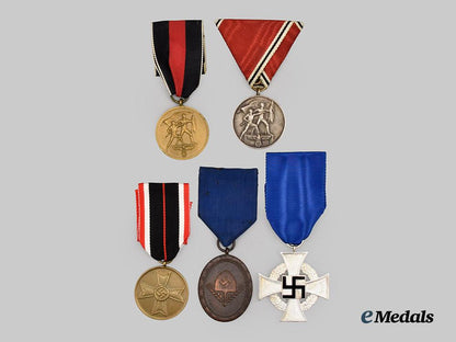 germany,_third_reich._a_mixed_lot_of_awards_for_military_and_civil_service___m_n_c4253