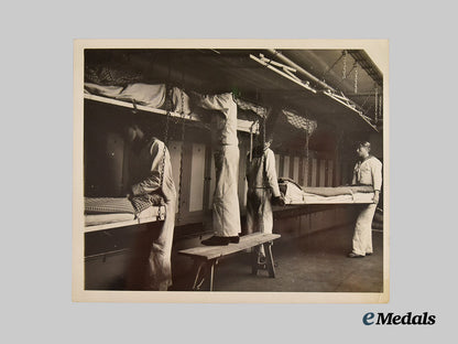 germany,_h_j._a_mixed_lot_of_press_photos,_with_marine-_h_j_scenes___m_n_c4271