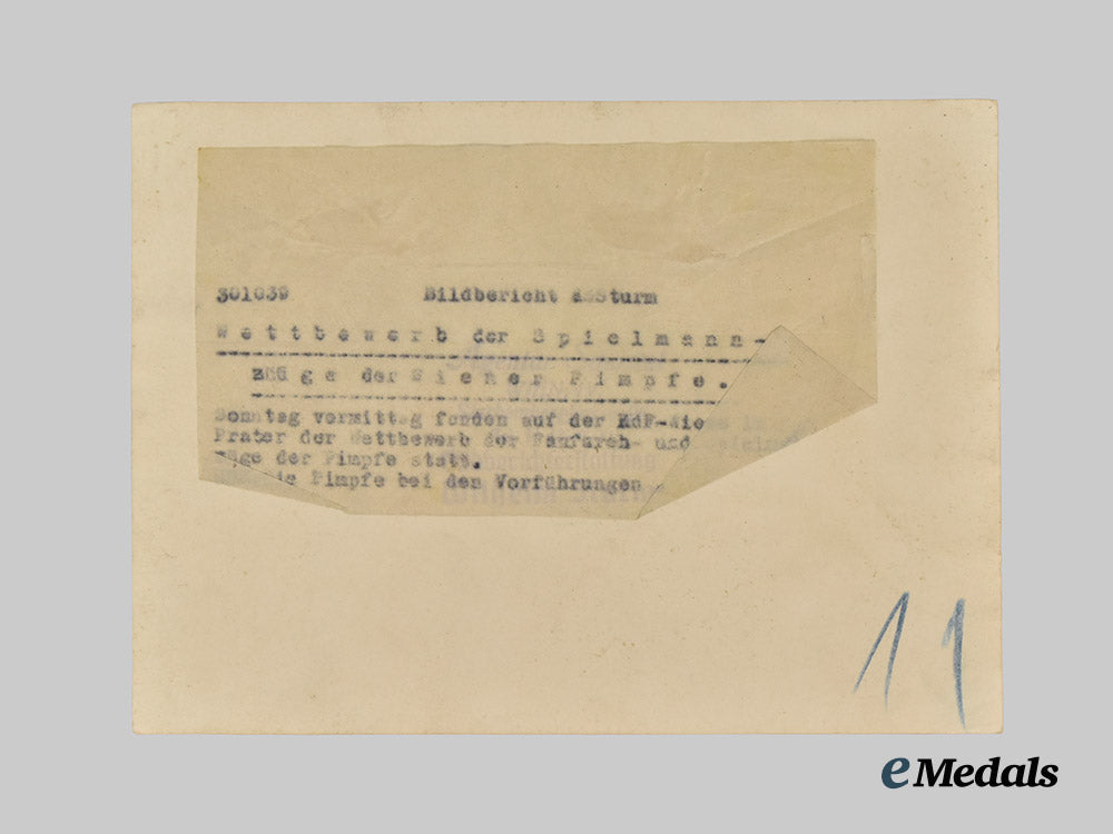 germany,_h_j._a_mixed_lot_of_press_photos,_with_marine-_h_j_scenes___m_n_c4280