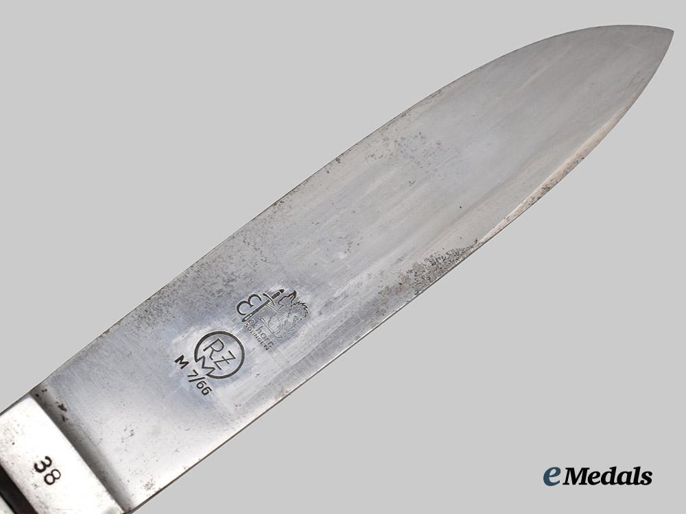germany,_h_j._a_member’s_knife,_transitional_example,_by_carl_eickhorn___m_n_c4286