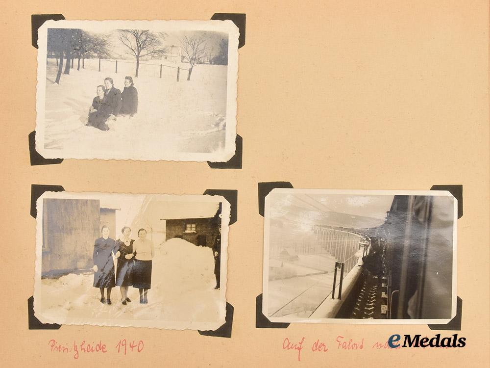 germany,_heer._a_private_wartime_photo_album_from_the_spring1940_campaign___m_n_c4300