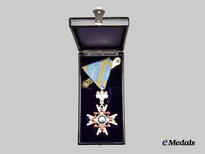 japan._an_order_of_the_sacred_treasure,_v_class,_post2003_with_case___m_n_c4305
