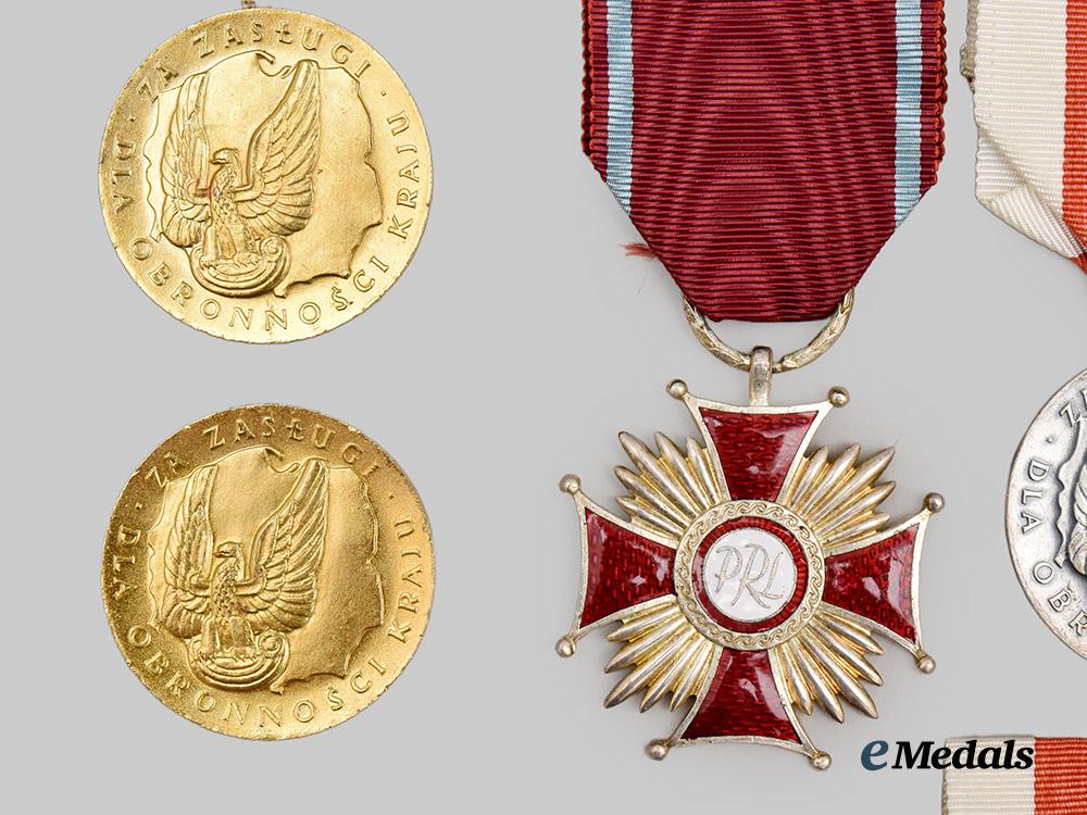 poland,_republic._a_lot_of_eleven_decorations___m_n_c4324