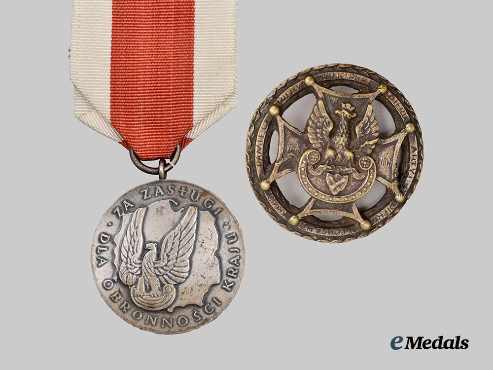 poland,_republic._a_lot_of_eleven_decorations___m_n_c4325