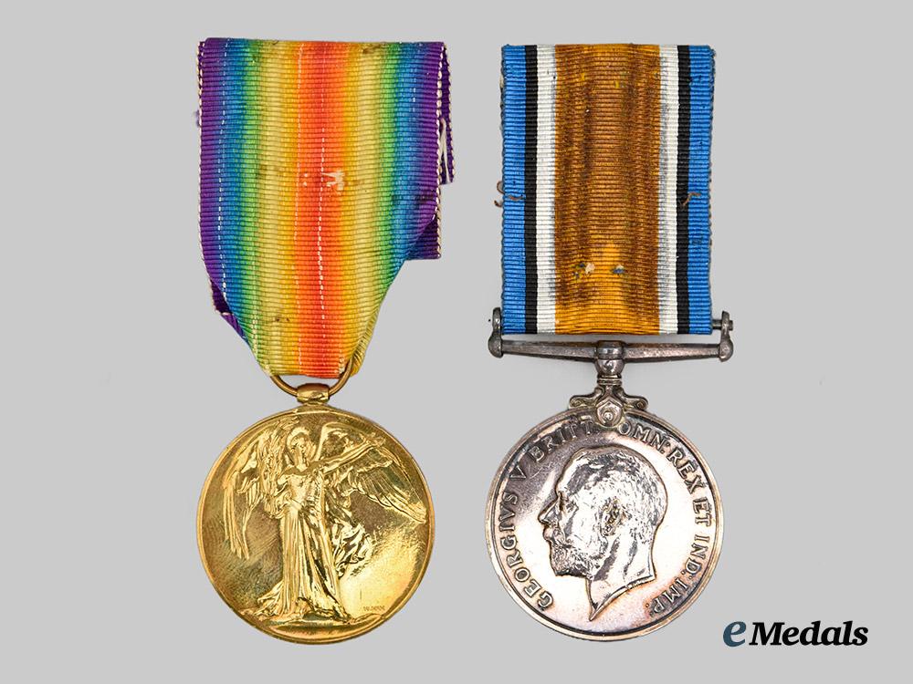 canada,_c_e_f._a_medal_pair_to_the_c._f._a.,_gordon_ronald_munnoch___m_n_c4325