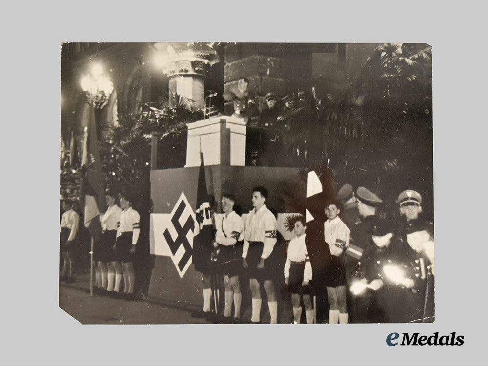 germany,_h_j._a_mixed_lot_of_large_press_photos_of_h_j/_b_d_m_personnel,_second_world_war_combatants___m_n_c4381