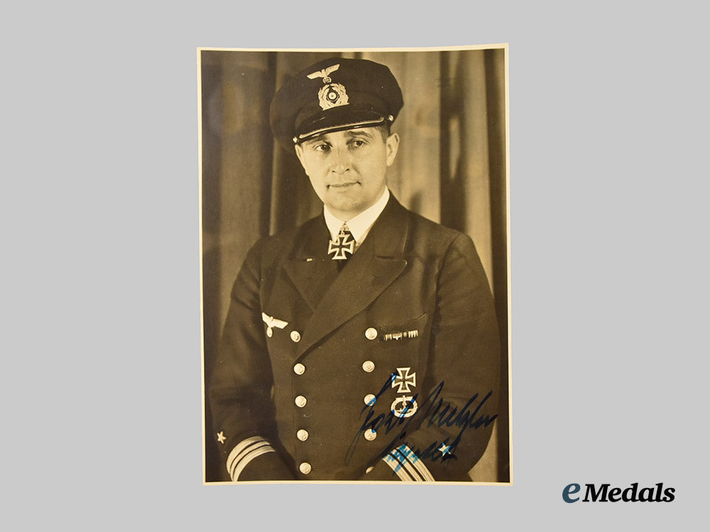 germany,_kriegsmarine._a_lot_of_signed_photos_of_knight’s_cross_recipients_and_notable_figures___m_n_c4402