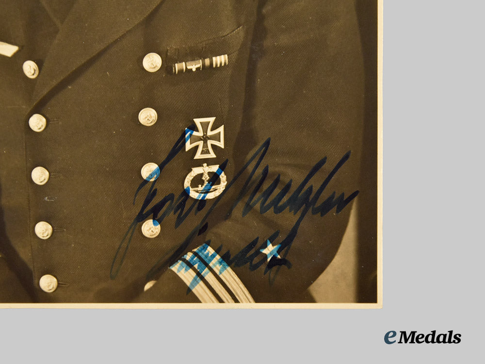 germany,_kriegsmarine._a_lot_of_signed_photos_of_knight’s_cross_recipients_and_notable_figures___m_n_c4403