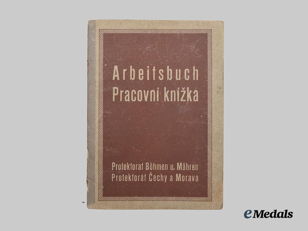 germany,_third_reich._a_mixed_lot_of_labour_organization_membership_booklets_for_german_and_foreign_labourers___m_n_c4427