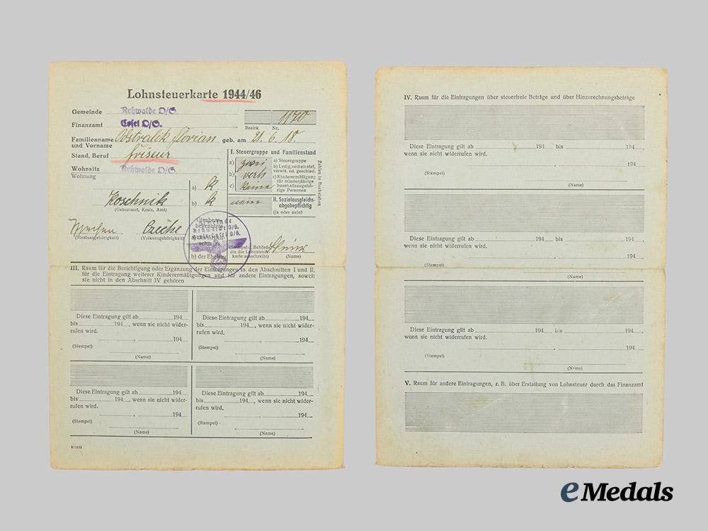 germany,_third_reich._a_mixed_lot_of_labour_organization_membership_booklets_for_german_and_foreign_labourers___m_n_c4434
