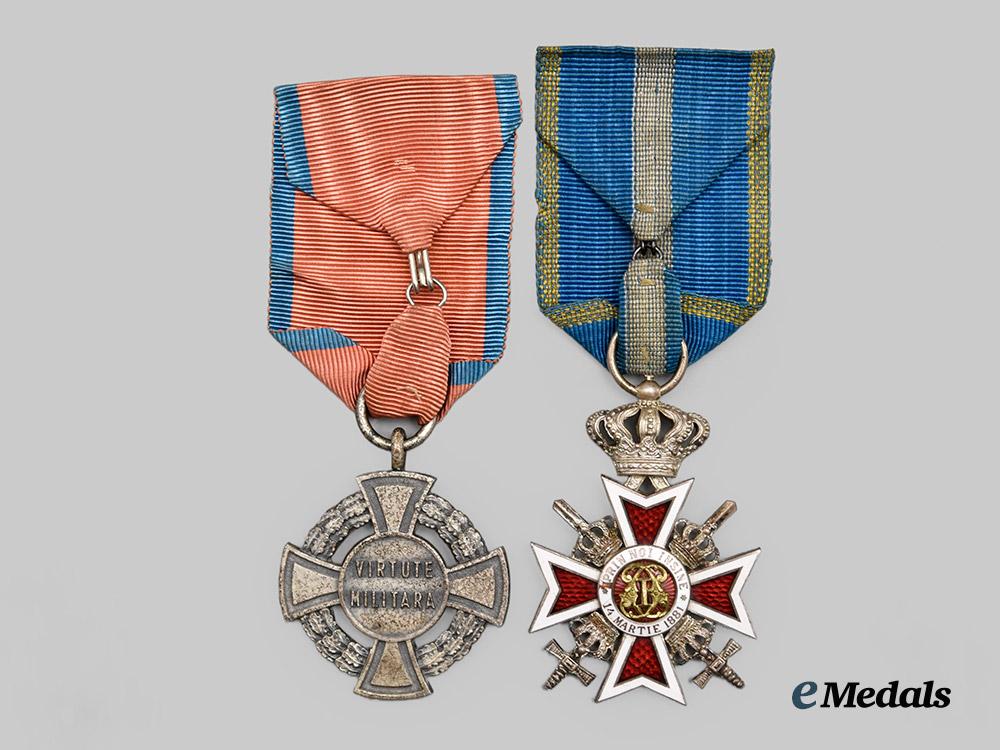 romania,_kingdom._an_order_of_the_crown_v._class_knight&_a_silver_bravery_medal___m_n_c4440