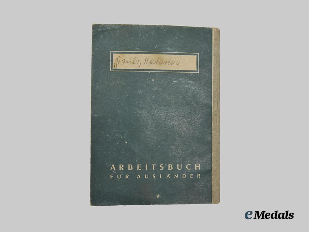 germany,_third_reich._a_mixed_lot_of_labour_organization_membership_booklets_for_german_and_foreign_labourers___m_n_c4440