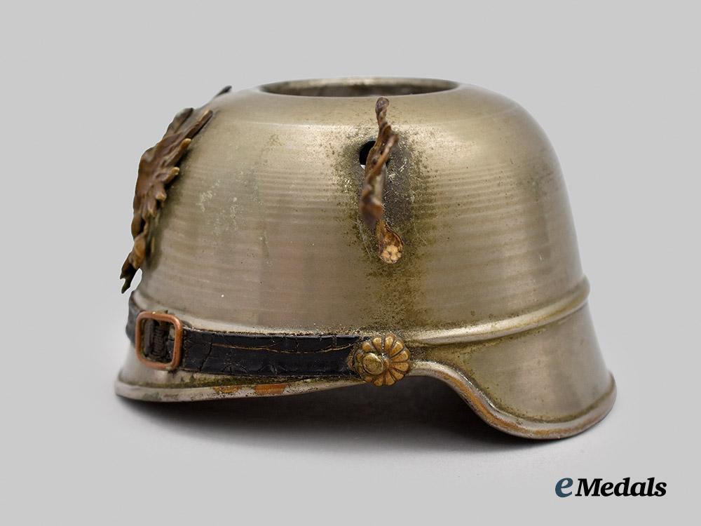 german,_imperial._a_picklehaube_helmet_inkwell___m_n_c4440