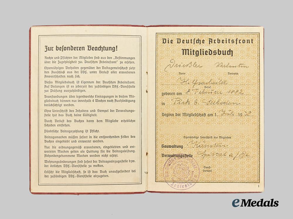 germany,_third_reich._a_mixed_lot_of_labour_organization_membership_booklets_for_german_and_foreign_labourers___m_n_c4453