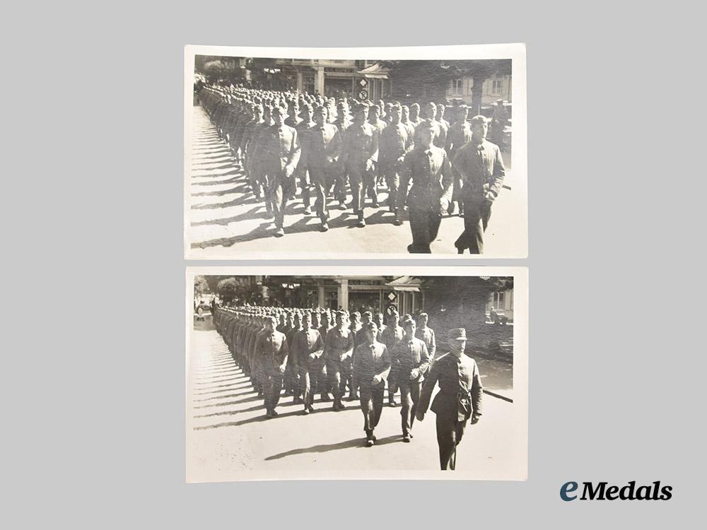 germany,_third_reich._a_mixed_lot_of_labour_organization_membership_booklets_for_german_and_foreign_labourers___m_n_c4457