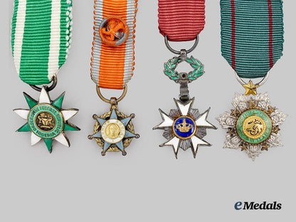 international._a_lot_of_seven_miniature_orders&_decorations___m_n_c4513