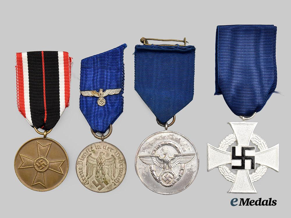 germany,_third_reich._a_lot_of_four_medals,_awards,_and_badges___m_n_c4521