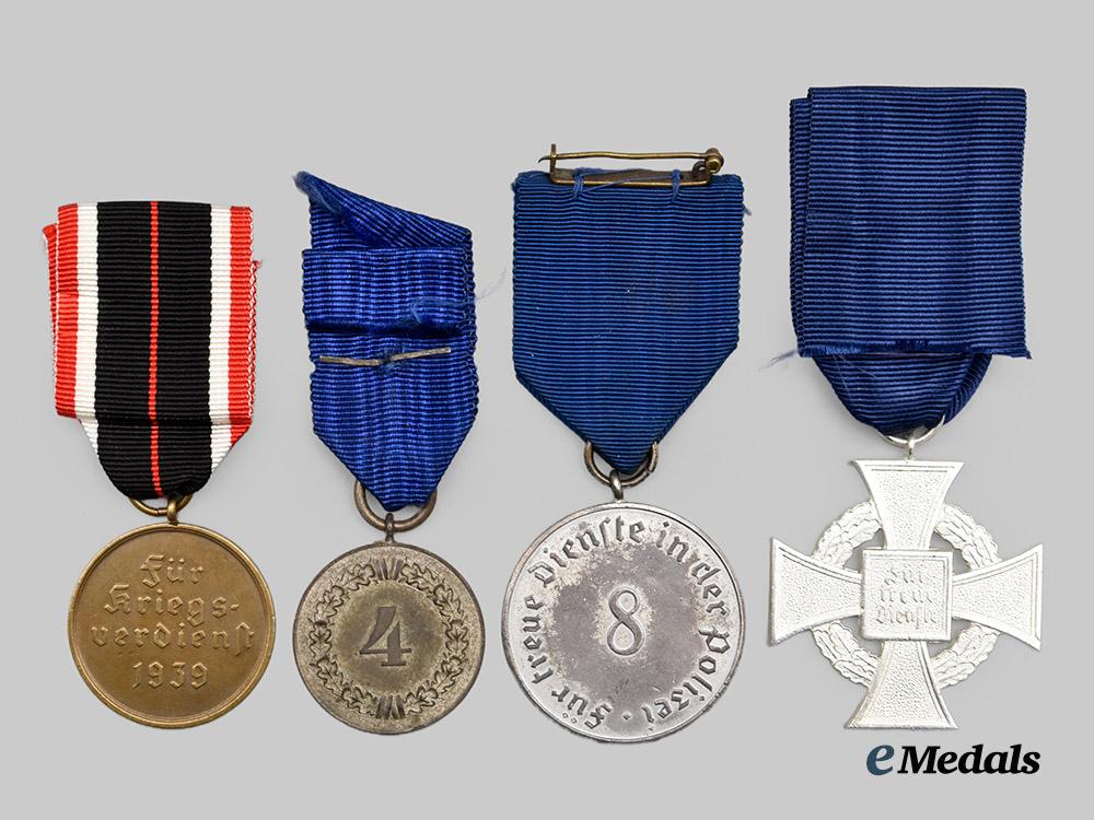 germany,_third_reich._a_lot_of_four_medals,_awards,_and_badges___m_n_c4522