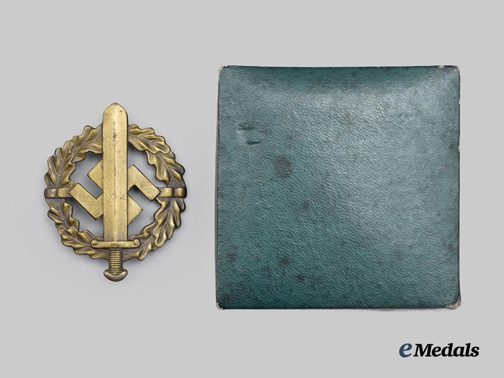 germany,_third_reich._a_bronze_grade_s_a_sports_badge_and_a_cased_machine-_gun_marksmanship_award___m_n_c4544