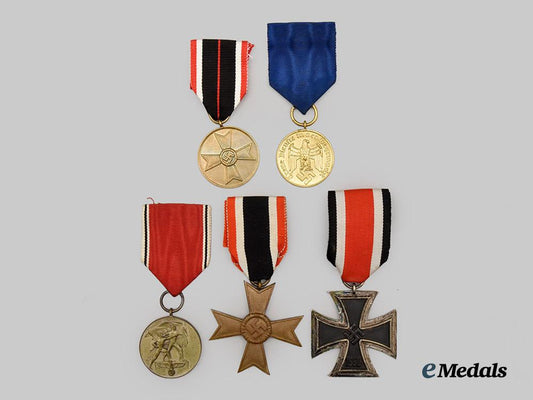 germany,_wehrmacht._a_mixed_lot_of_awards_for_bravery_and_merit___m_n_c4559