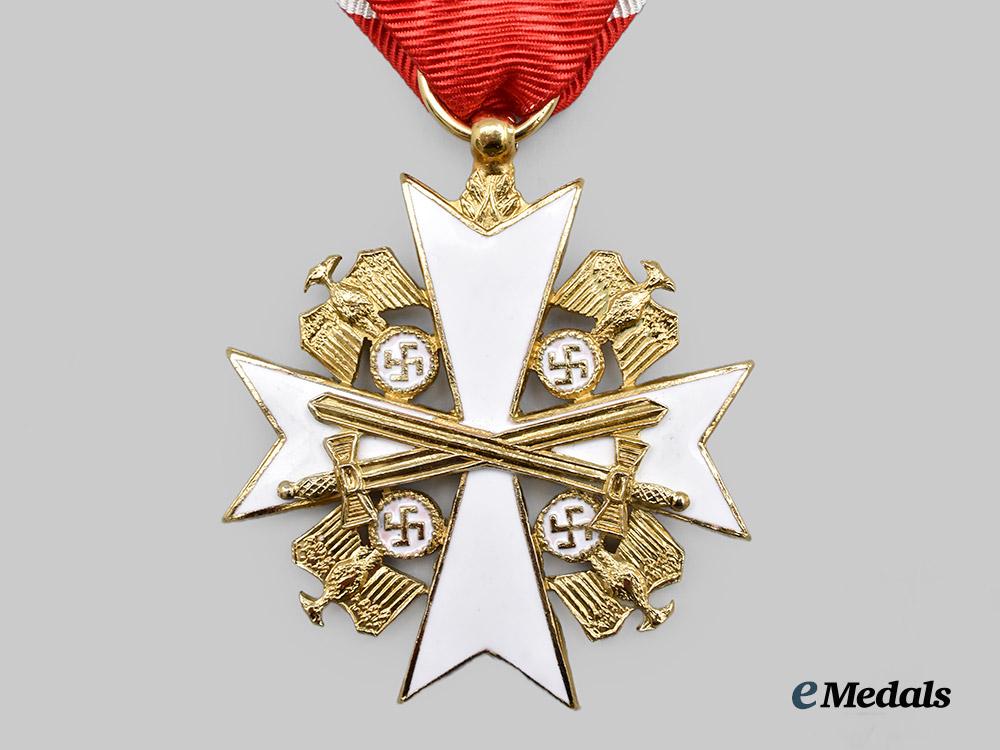 germany,_federal_republic._an_order_of_the_german_eagle._v._class_cross_with_swords,_spanish_version,_c.1960___m_n_c4563