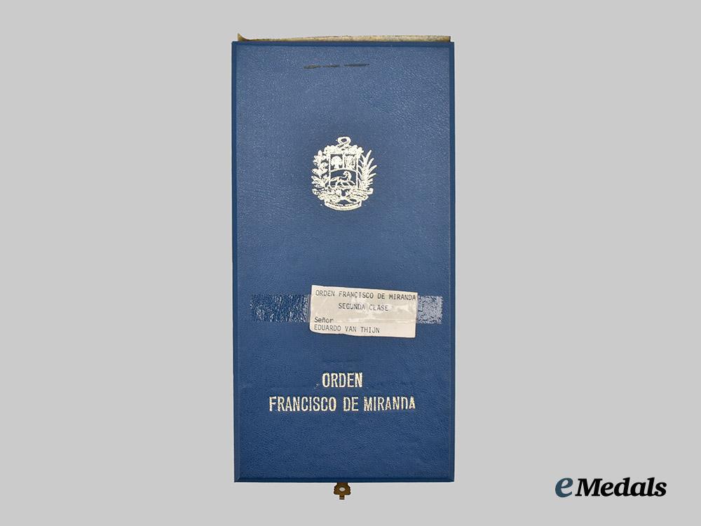venezuela,_republic._an_order_of_francisco_de_miranda,_i_i_class_set_in_case,_c.1970___m_n_c4566