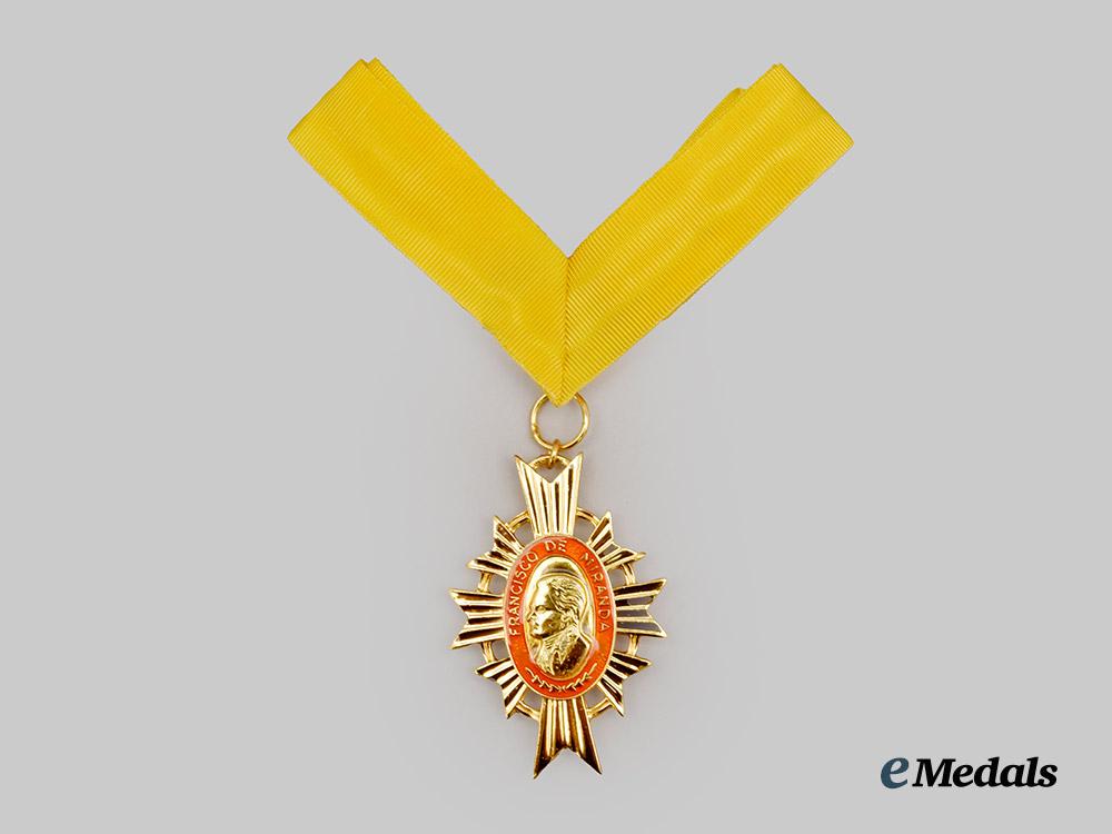venezuela,_republic._an_order_of_francisco_de_miranda,_i_i_class_set_in_case,_c.1970___m_n_c4574