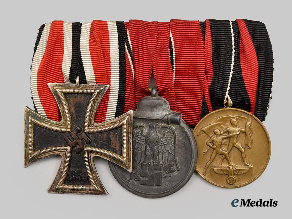 germany,_wehrmacht._a_medal_bar_for_an_eastern_front_combatant___m_n_c4581-_recovered