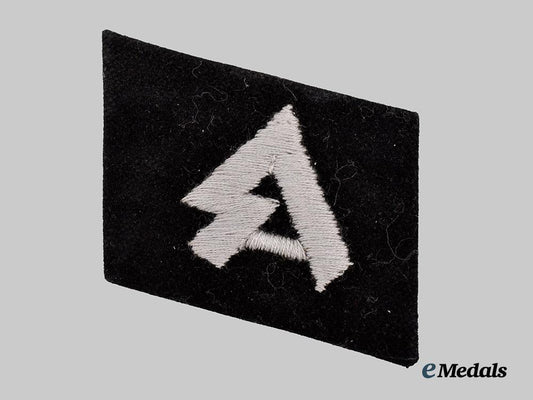 germany,_s_s._a_mint18th_s_s_volunteer_panzergrenadier_division_horst_wessel_collar_tab,_dachau_variant___m_n_c4625