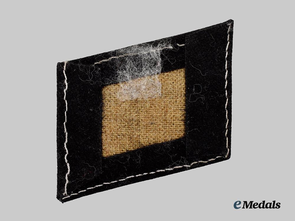 germany,_s_s._a_mint18th_s_s_volunteer_panzergrenadier_division_horst_wessel_collar_tab,_dachau_variant___m_n_c4626