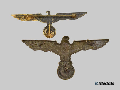 germany,_wehrmacht._a_pair_of_summer/_tropical_uniform_insignia___m_n_c4645