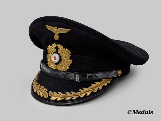 germany,_kriegsmarine._a_senior_officer’s_visor_cap___m_n_c4646