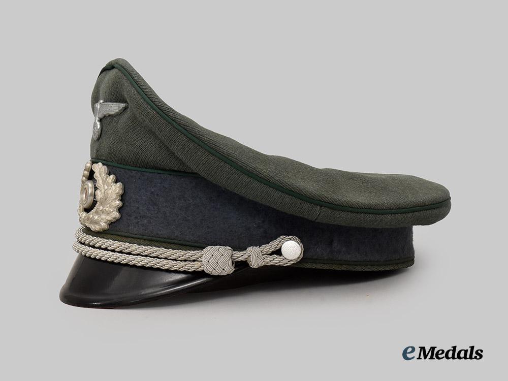 germany,_heer._an_administrative_officer’s_visor_cap,_by_l_a_g_o_mitteldeutschland___m_n_c4683